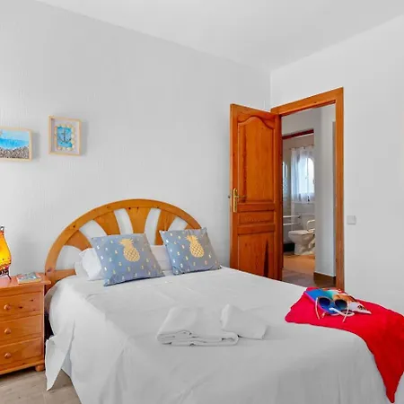 Rebeca - Plusholidays Calpe