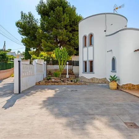 Vila Rebeca - Plusholidays
